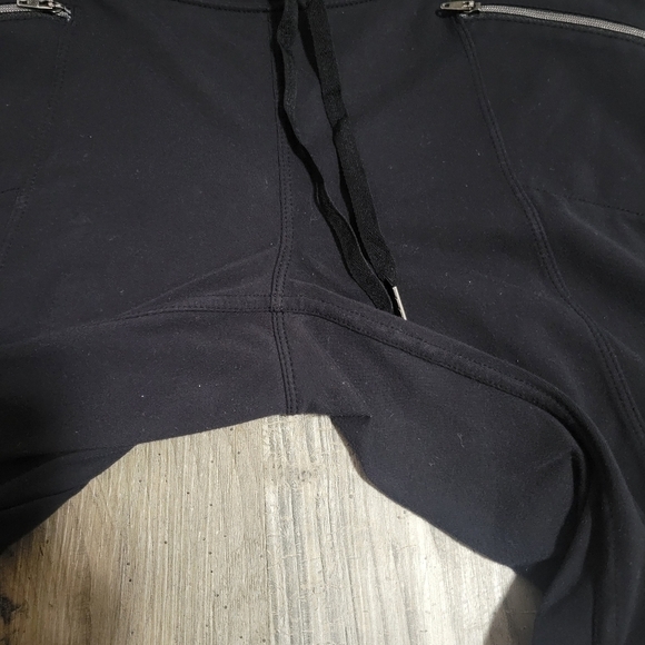 Athleta jogger style pants size medium - Picture 3 of 13